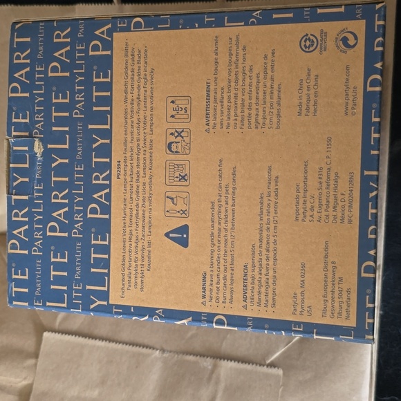 Enchanted Golden leaves votive hurricane from partylite - Picture 3 of 9